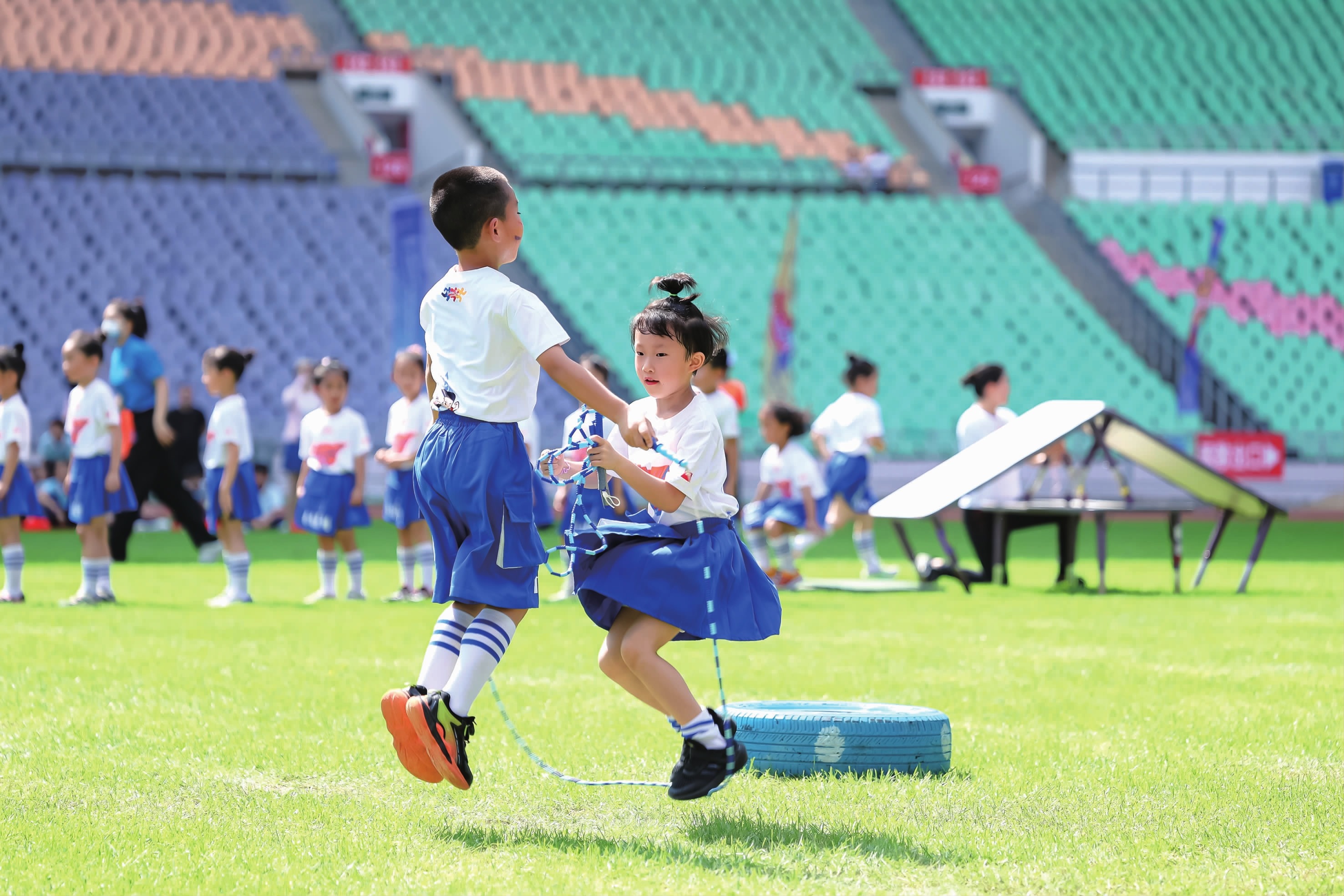 [流言板]官方：安东尼红牌被撤销，他可以出战对阵皇马的比赛50亮555回复